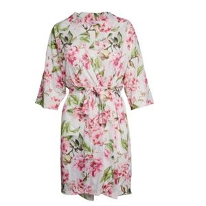 Show Me Your Mumu Brie Robe